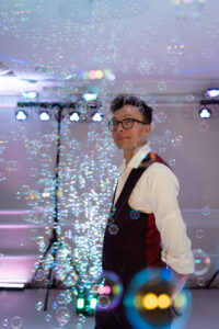 imnes renginio vedejas