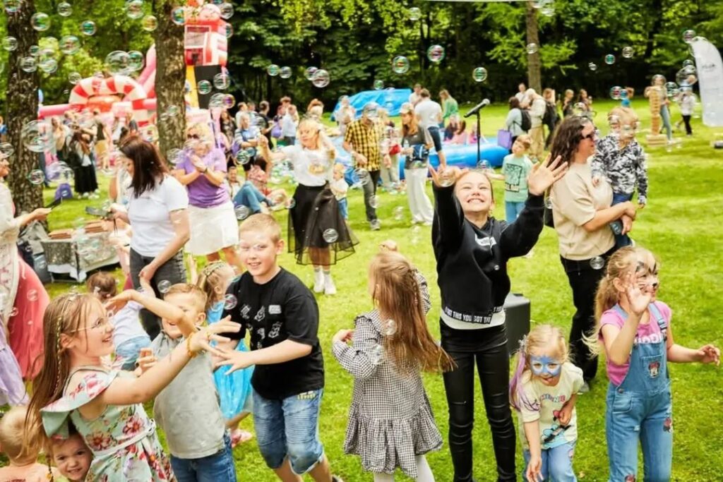 dideli muilo burbulai