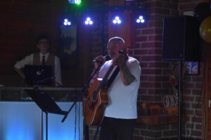 daininko igarsinimas